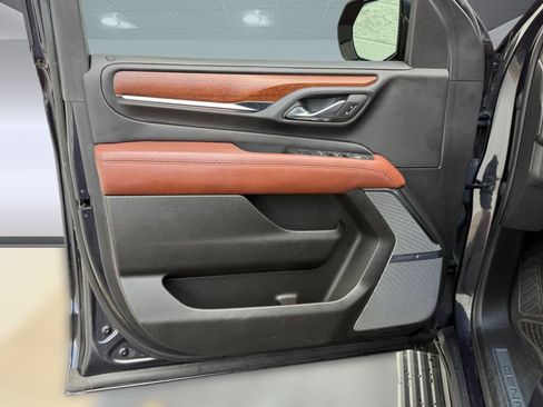 Used 2023 GMC Yukon Denali Ultimate AWD/4WD image 20