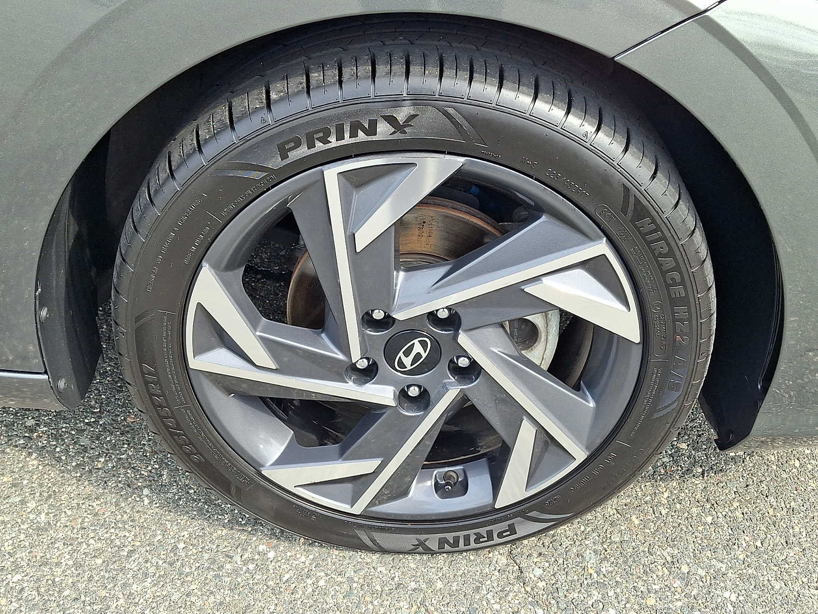 Used 2024 Hyundai Elantra Limited FWD image 8
