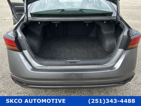 Used 2023 Nissan Altima 2.5 SV FWD image 21
