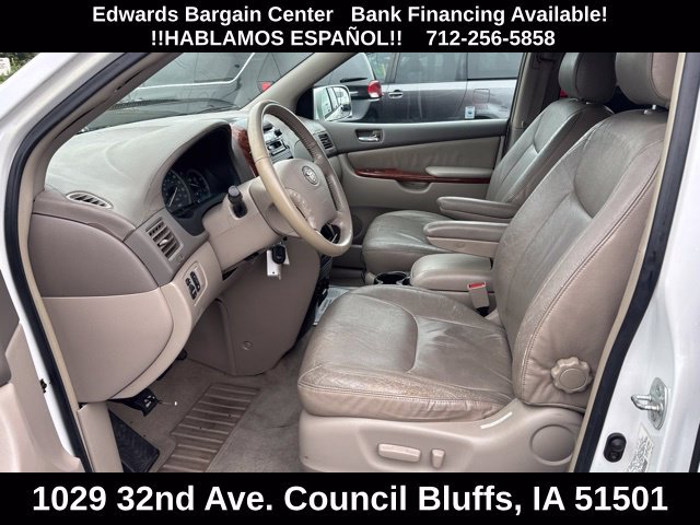Used 2004 Toyota Sienna XLE FWD image 9