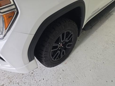 Used 2021 GMC Sierra 1500 Elevation AWD/4WD image 9