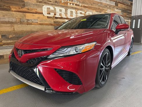 Used 2020 Toyota Camry XSE w/ Driver Assist Package FWD image 11