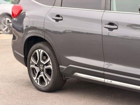 Used 2024 Subaru Ascent Limited AWD/4WD image 5