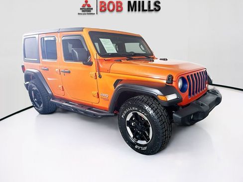 Used 2018 Jeep Wrangler Unlimited Sport AWD/4WD image 7