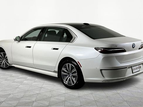 Certified 2024 BMW i7 eDrive50 image 5