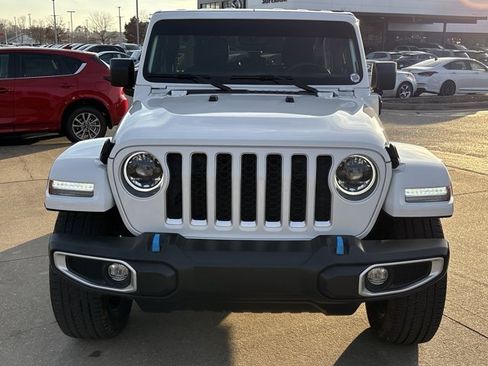 Used 2023 Jeep Wrangler Unlimited Sahara w/ Cold Weather Group image 13