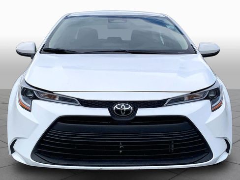 Used 2024 Toyota Corolla LE FWD image 4