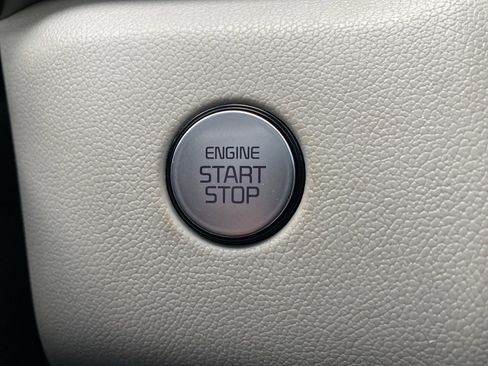 Used 2022 Kia Sorento EX w/ Panoramic Sunroof Package image 31