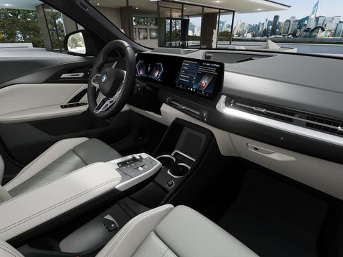New 2026 BMW X2 xDrive28i image 14