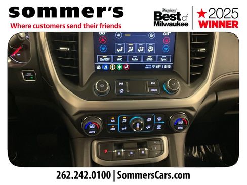 Used 2023 GMC Acadia SLE w/ Elevation Edition image 16