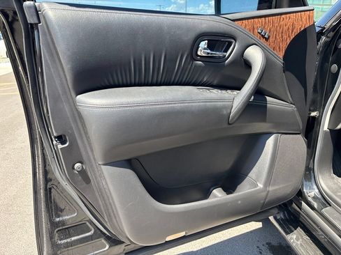 Used 2017 Nissan Armada Platinum w/ Captain Seat Package AWD/4WD image 5