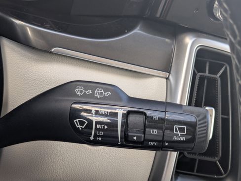 Certified 2023 Kia Sorento S image 39