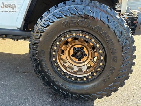 Used 2019 Jeep Wrangler Unlimited Rubicon AWD/4WD image 4