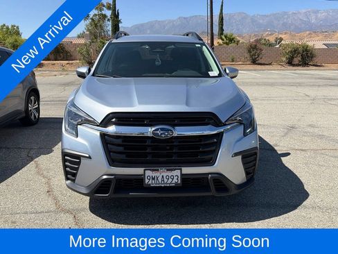 Used 2024 Subaru Ascent Premium AWD/4WD image 2
