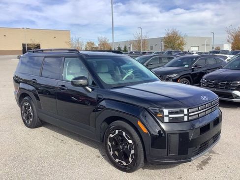 Certified 2025 Hyundai Santa Fe SEL image 7