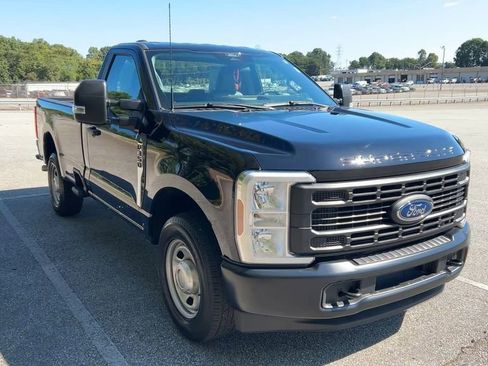 Used 2024 Ford F350 XL w/ Camper Package image 18