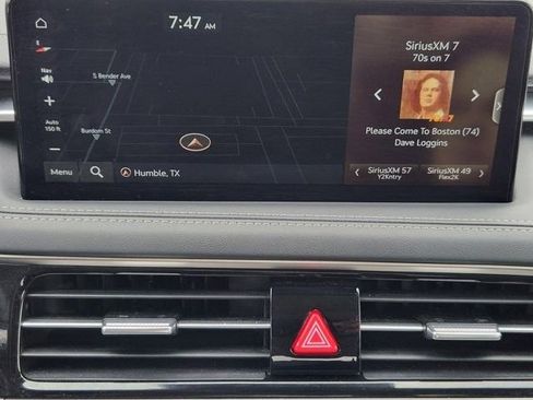 Used 2025 Genesis G70 2.5T image 15