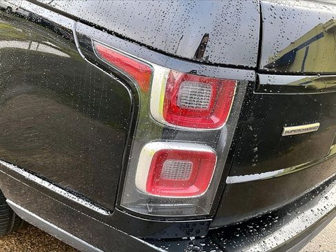 Used 2019 Land Rover Range Rover Long Wheelbase Supercharged image 29