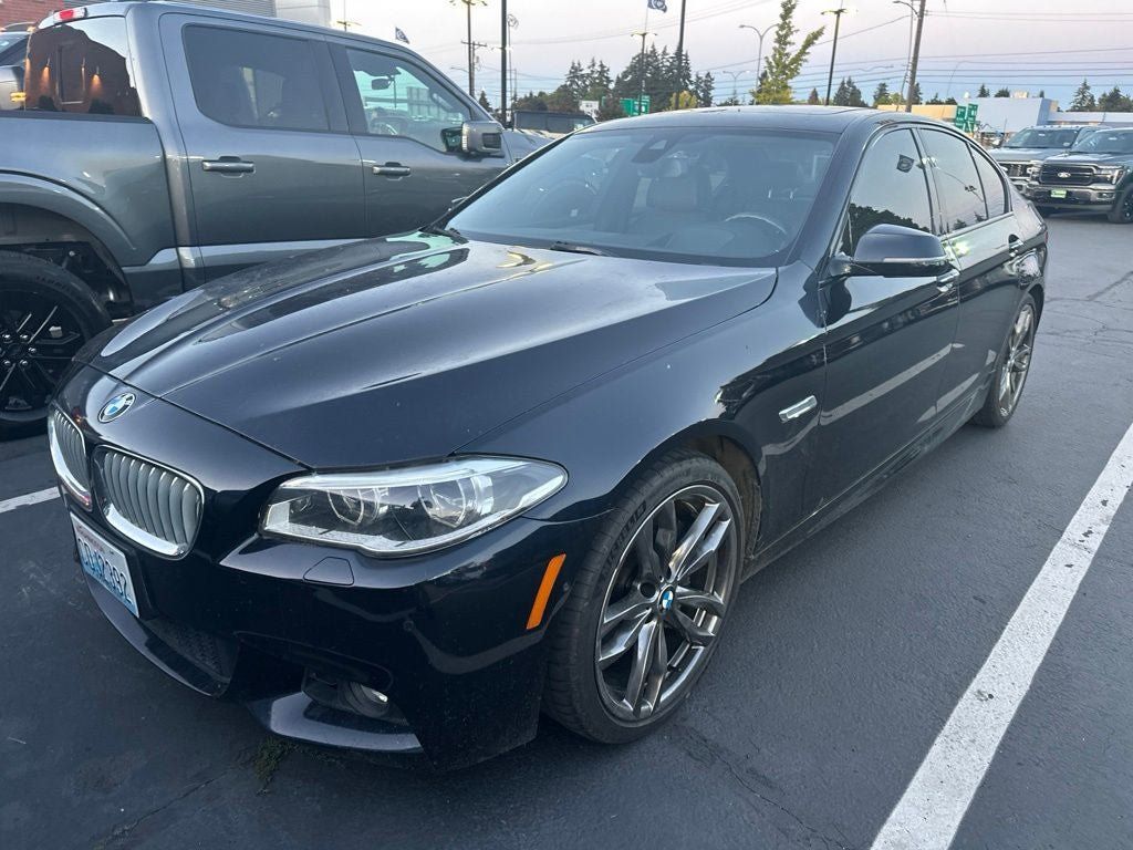 Used 2016 BMW 550i xDrive Sedan AWD/4WD image 4