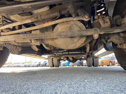 Used 2018 RAM 3500 Laramie Longhorn image 15