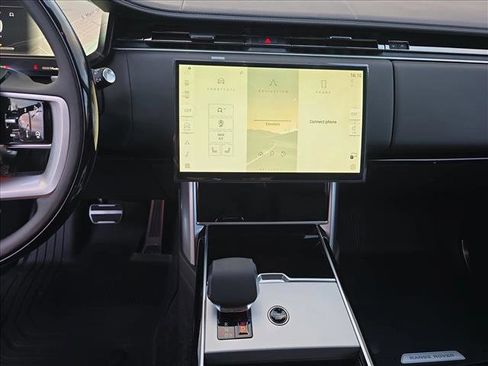 New 2025 Land Rover Range Rover SE image 21