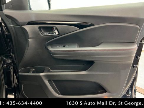 Used 2025 Honda Ridgeline Black Edition image 22