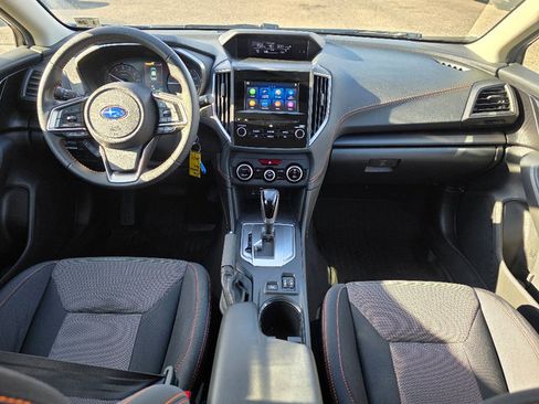 Used 2023 Subaru Crosstrek 2.0i Premium image 2