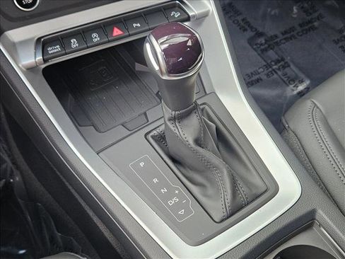 New 2025 Audi Q3 2.0T Premium image 10
