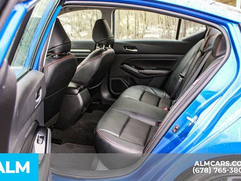 Used 2025 Nissan Altima 2.5 SR FWD image 18