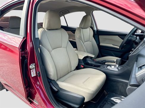 Used 2019 Subaru Impreza 2.0i w/ Eyesight image 24
