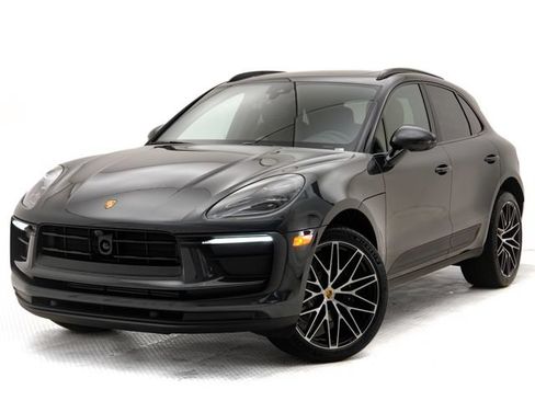 Used 2026 Porsche Macan AWD/4WD image 1