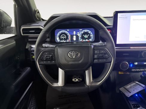 New 2026 Toyota 4Runner 4WD image 15
