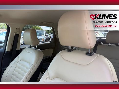 Used 2024 Ford Edge SEL AWD/4WD image 18