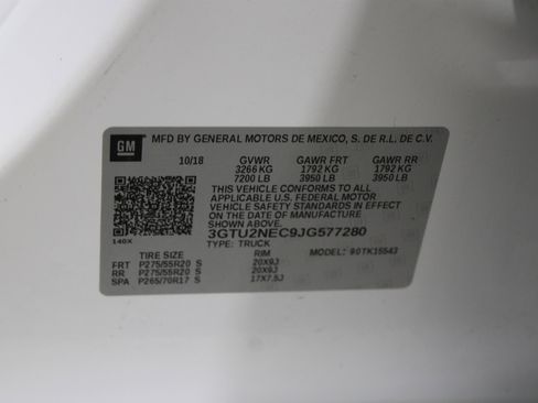 Used 2018 GMC Sierra 1500 SLT w/ SLT Premium Package image 44