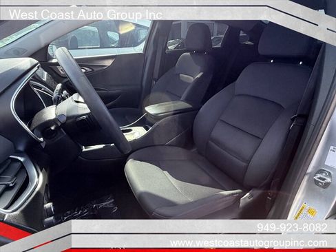 Used 2020 Chevrolet Malibu LT FWD image 4