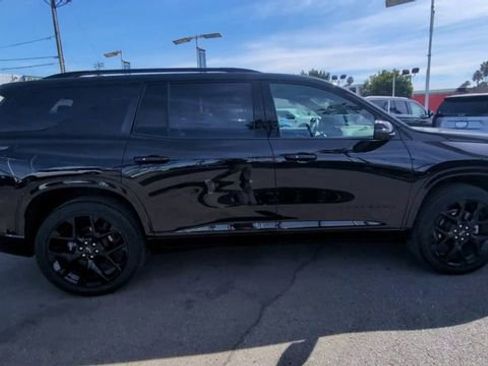 Used 2024 Chevrolet Traverse RS w/ LPO, Floor Liner Package image 9