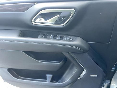 Used 2024 Chevrolet Tahoe Z71 w/ Luxury Package image 16