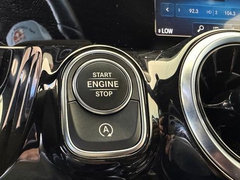 Used 2023 Mercedes-Benz GLA 250 4MATIC image 25