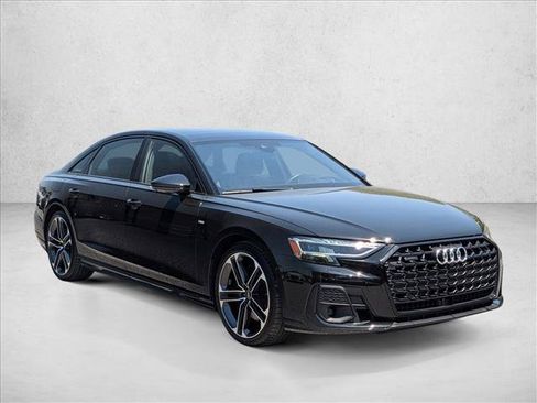 Used 2025 Audi A8 L 3.0T AWD/4WD image 3