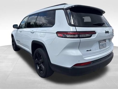 Used 2023 Jeep Grand Cherokee L Laredo AWD/4WD image 7
