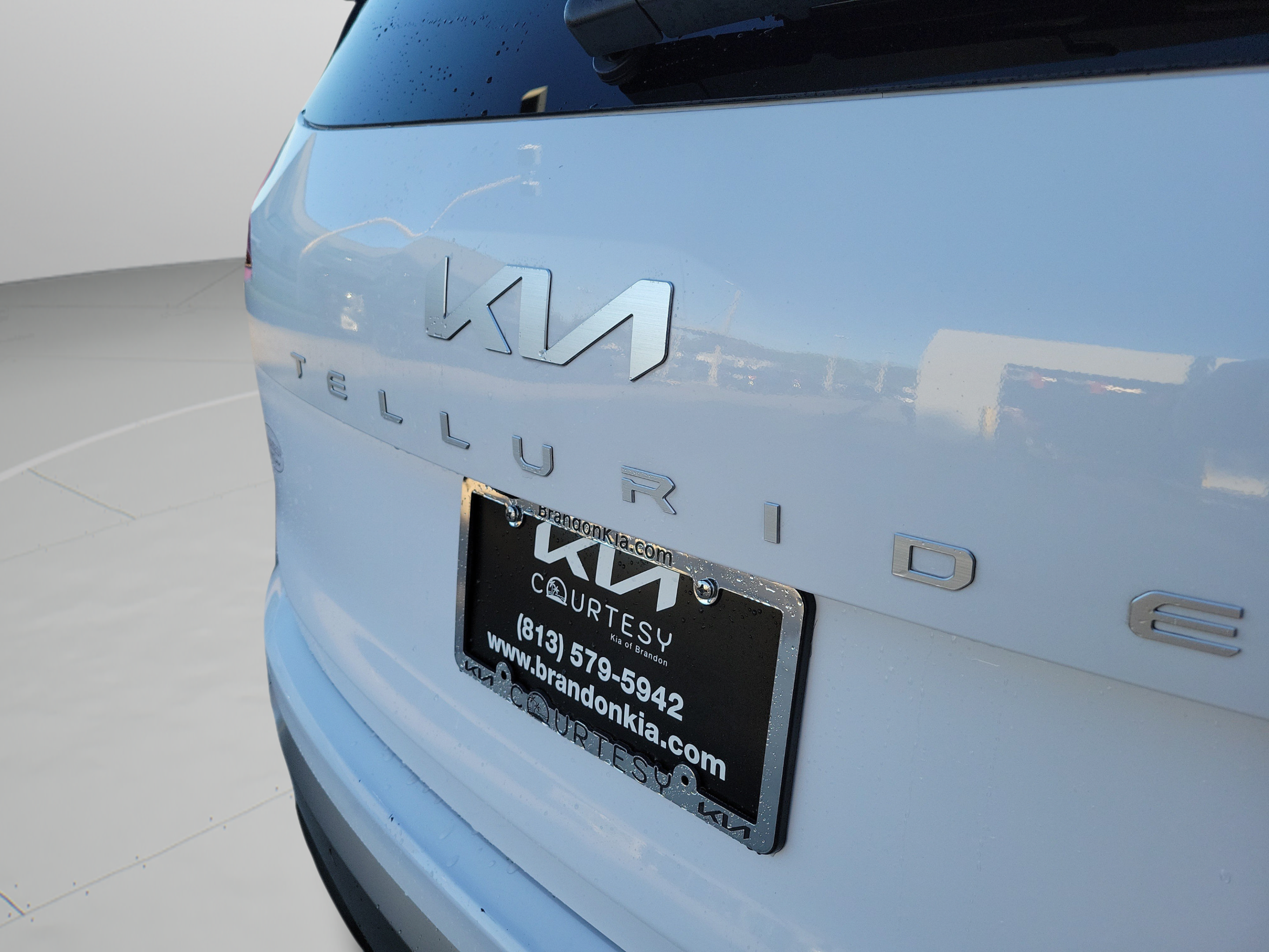 Certified 2025 Kia Telluride LX FWD image 30