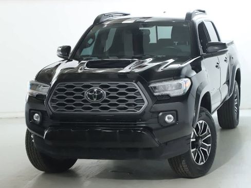 Certified 2023 Toyota Tacoma TRD Sport w/ Technology Package image 3