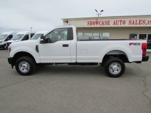 Used 2019 Ford F250 XL w/ Power Equipment Group image 10