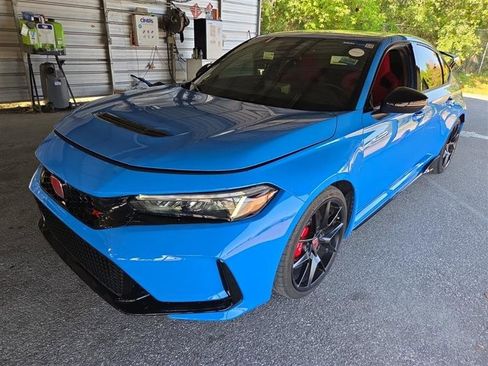 Used 2025 Honda Civic Type R image 2