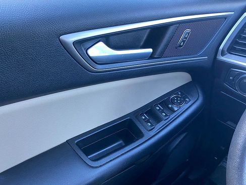 Certified 2022 Ford Edge SEL w/ Convenience Package image 61