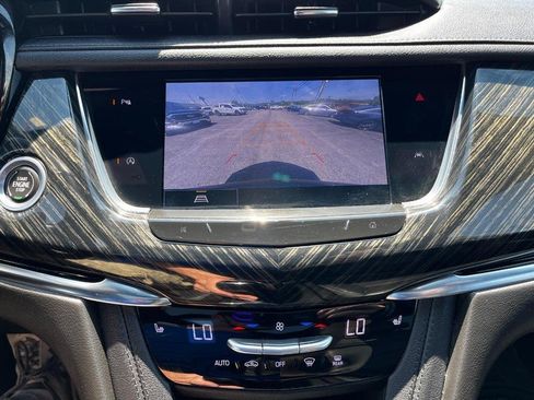 Used 2022 Cadillac XT6 Premium Luxury image 24