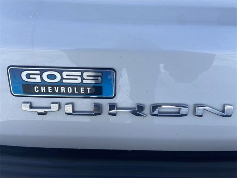 Certified 2022 GMC Yukon Denali w/ Denali Premium Package image 33