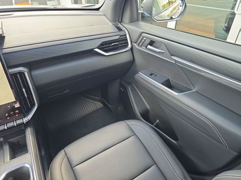 New 2026 GMC Acadia Elevation w/ Black Edition image 14