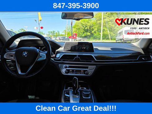 Used 2016 BMW 750i xDrive AWD/4WD image 13