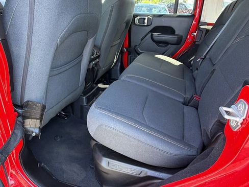 Used 2025 Jeep Wrangler Unlimited Sport S 4xe AWD/4WD image 23